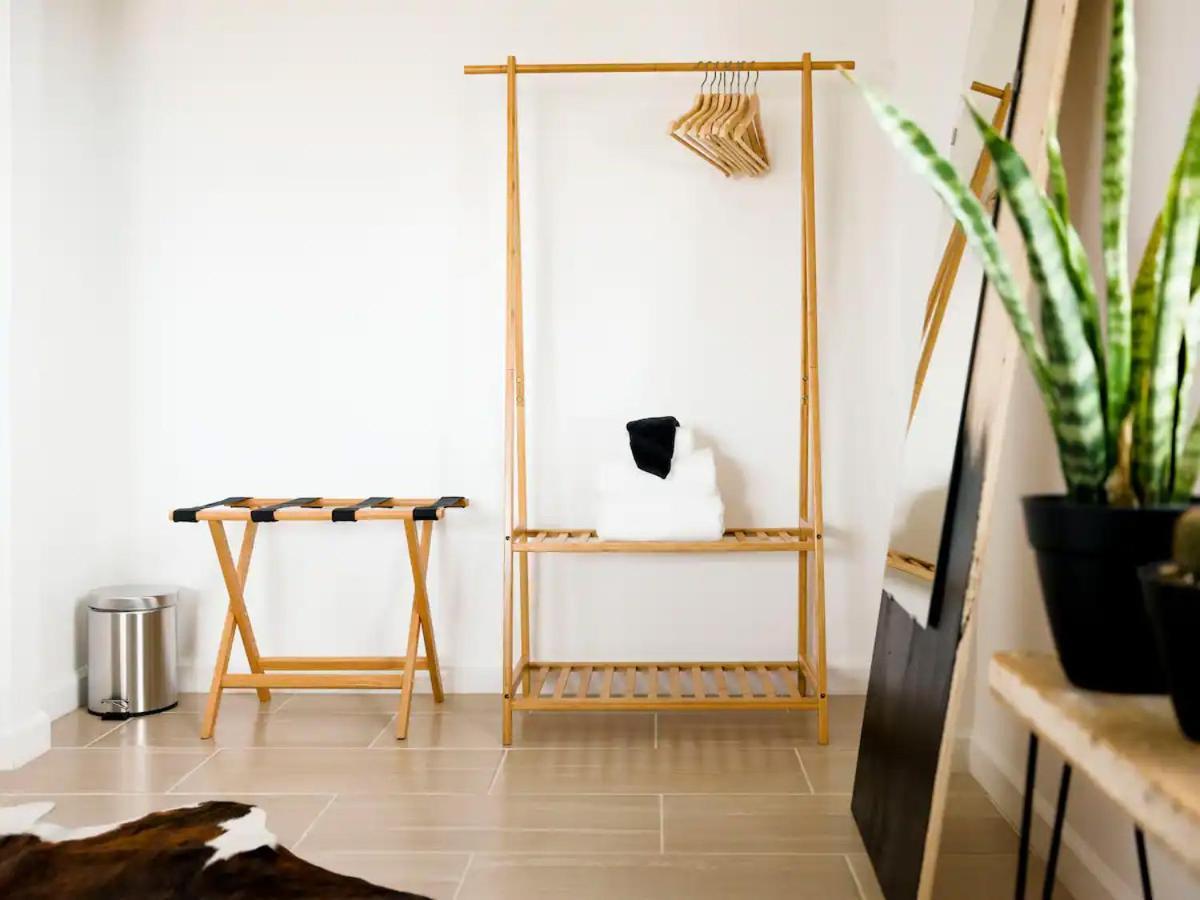 The Zen - Outdoor Shower, Gas Fireplace, Walkable To Shops & Restaurants ジョシュア・ツリー エクステリア 写真
